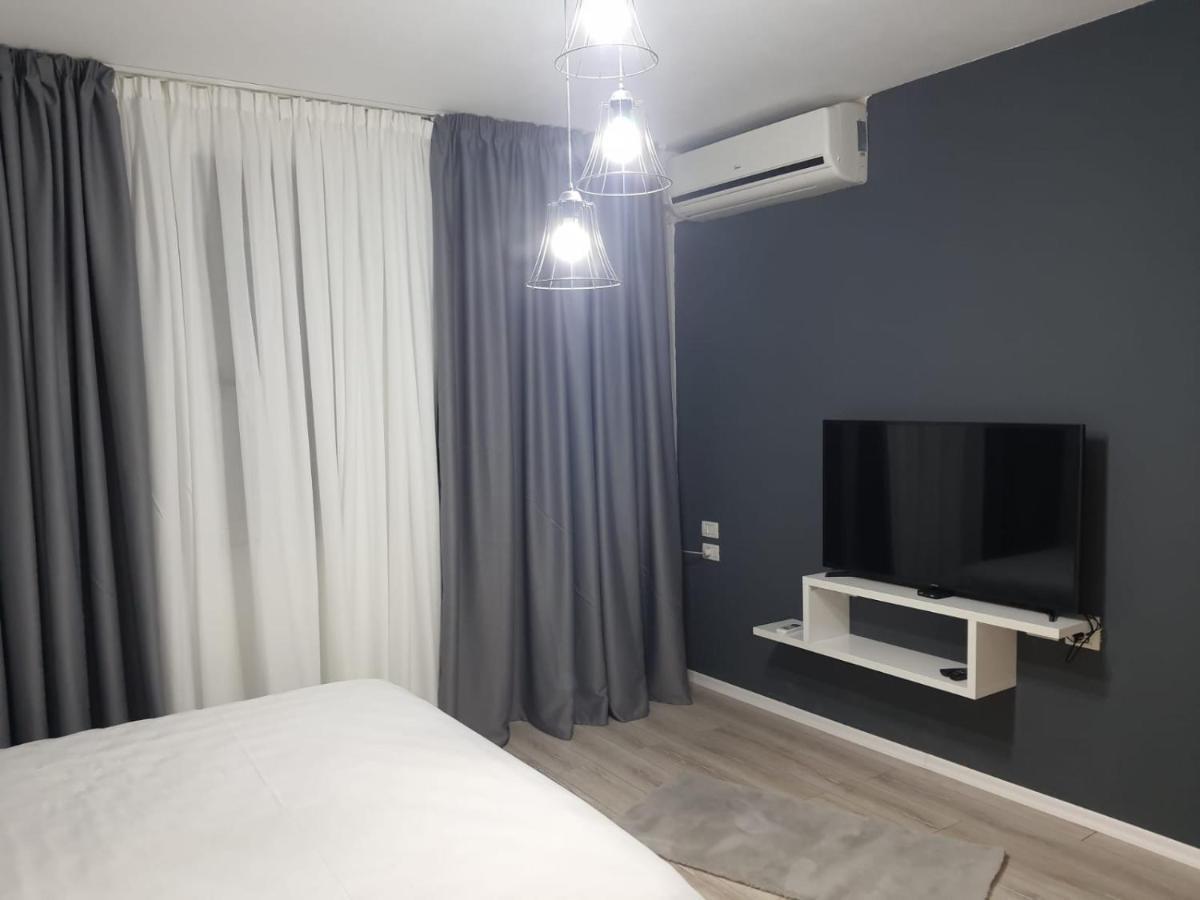 Modern Apartment Korca 2 Exterior photo